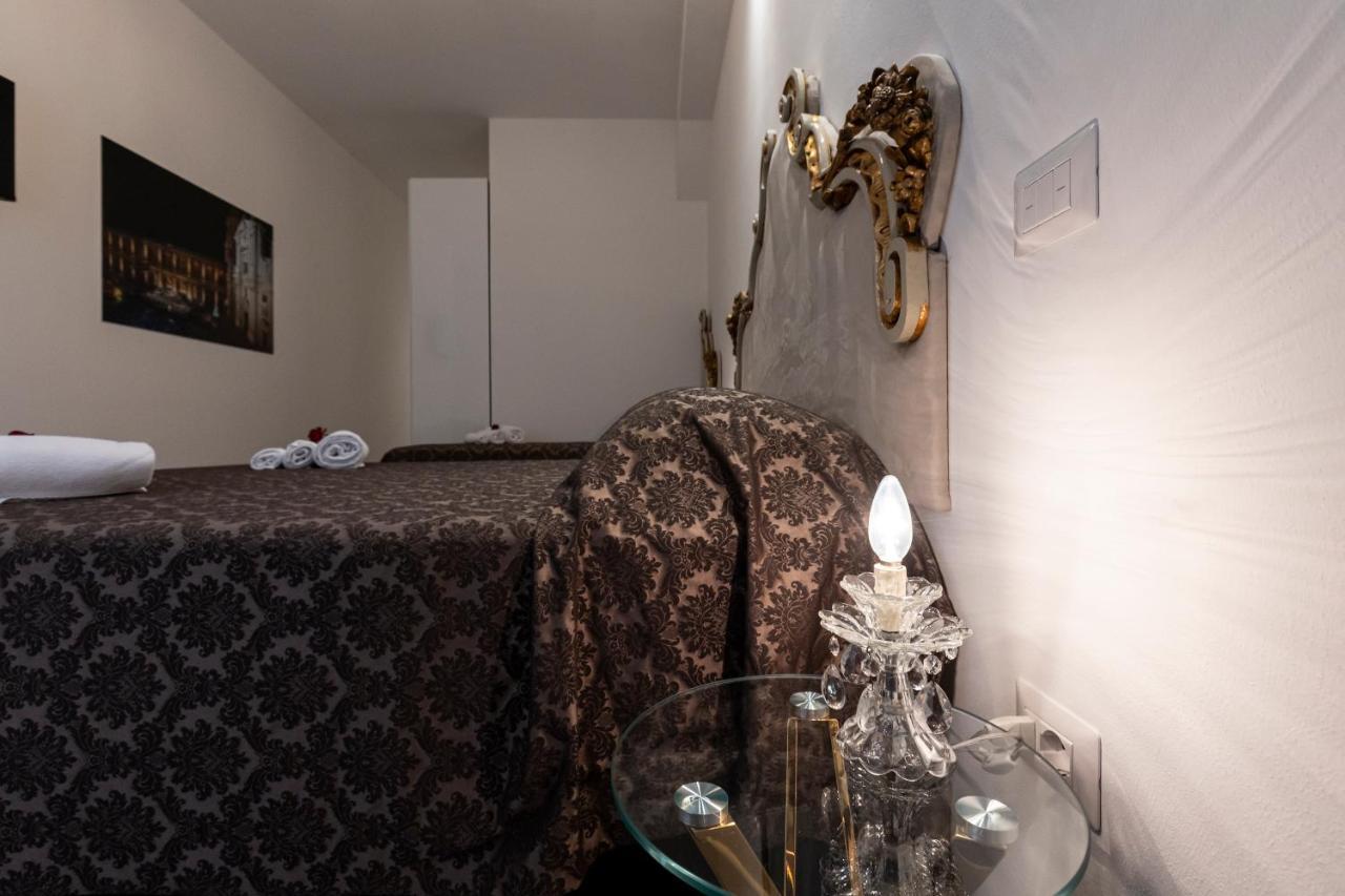 Sinfonia 23 Hotel Ravenna Bagian luar foto